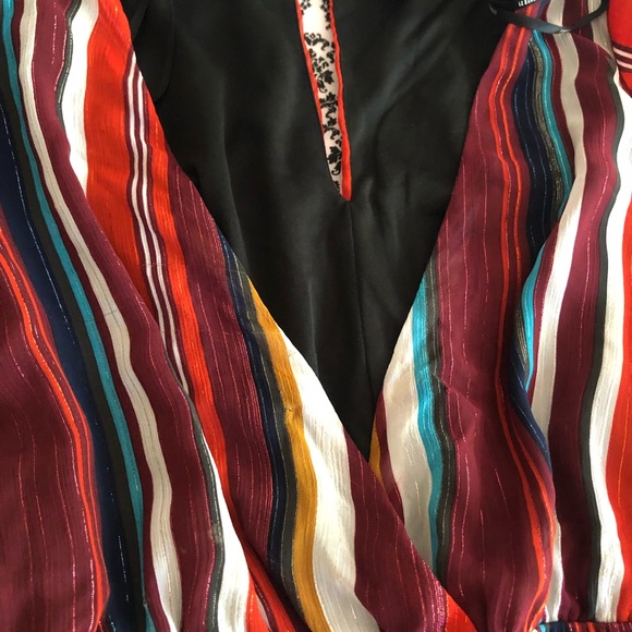 Striped romper - Picture 3 of 4